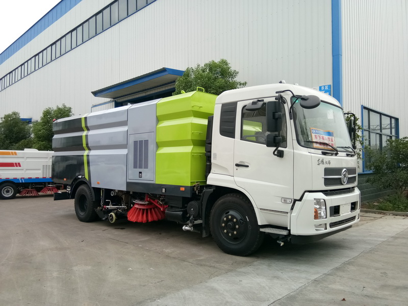东风天锦洗扫车