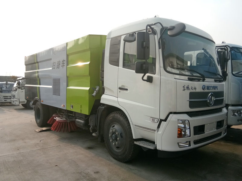 东风天锦道路清扫车