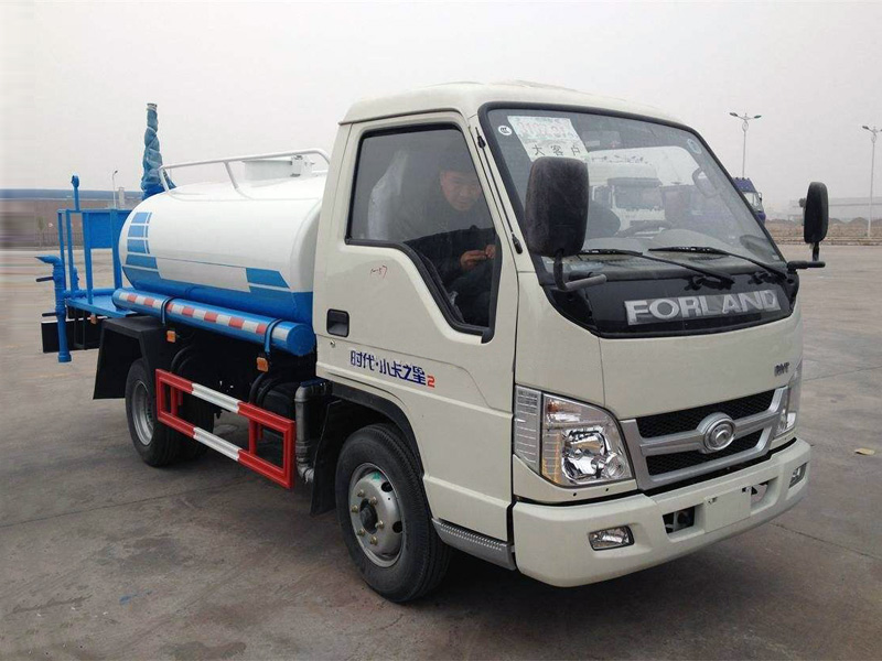 福田小卡2.5吨蓝牌洒水车