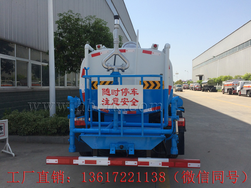 5立方东风小多利卡洒水车