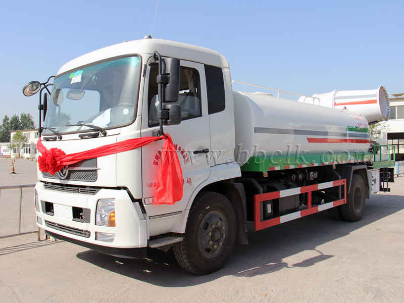 东风天锦12方洒水抑尘车